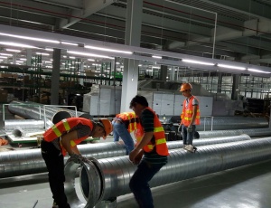 Thi công hệ thống lọc gió nhà máy 